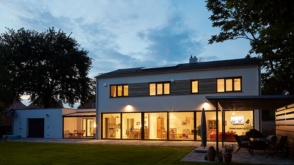 59+ Gartner Straubing, Kom­pletts­a­nie­rung, trep­pen­haus neu